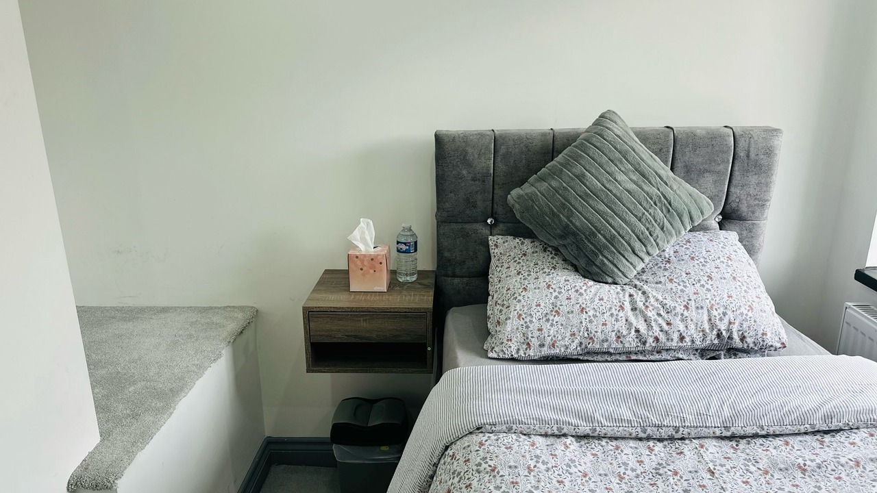 Photo of Bedroom in Broadheath