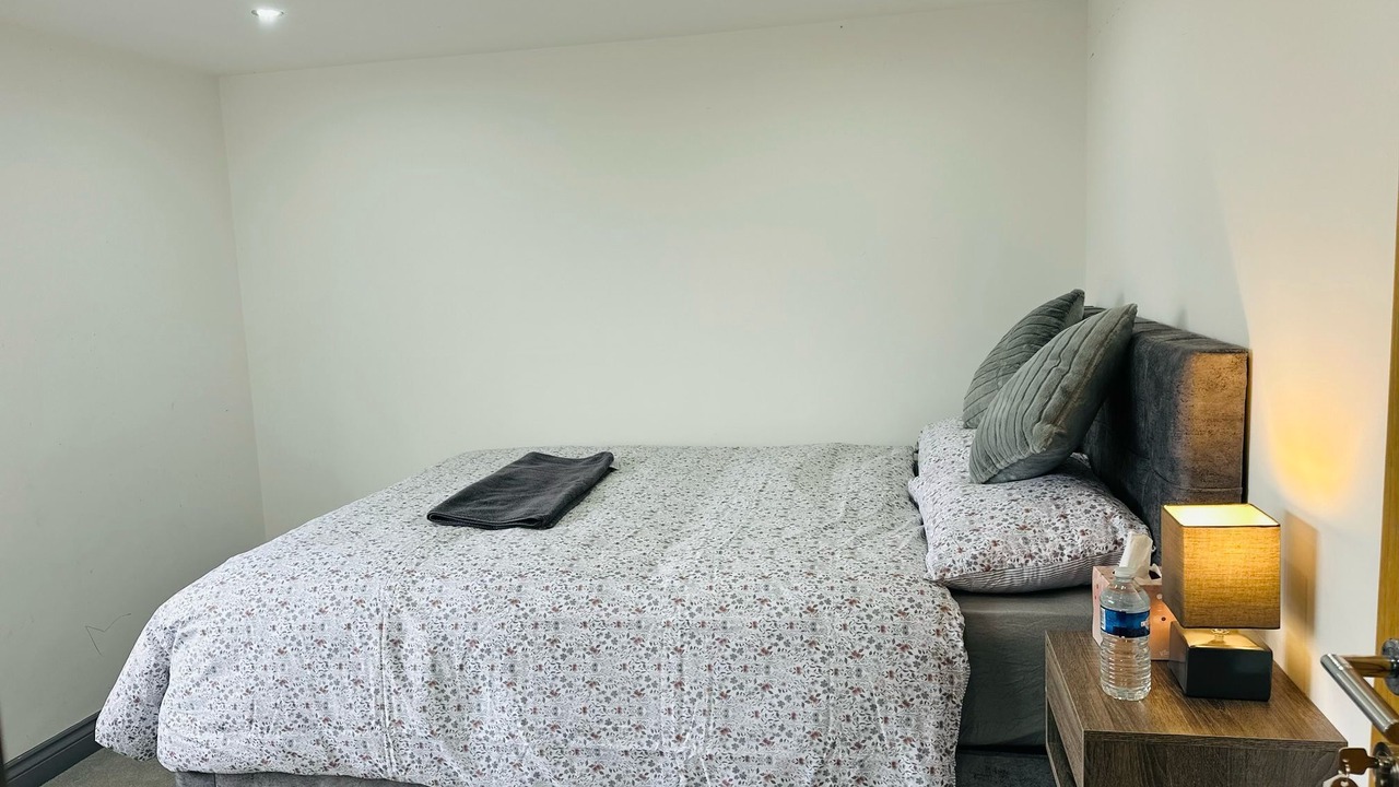 Photo of Bedroom in Broadheath