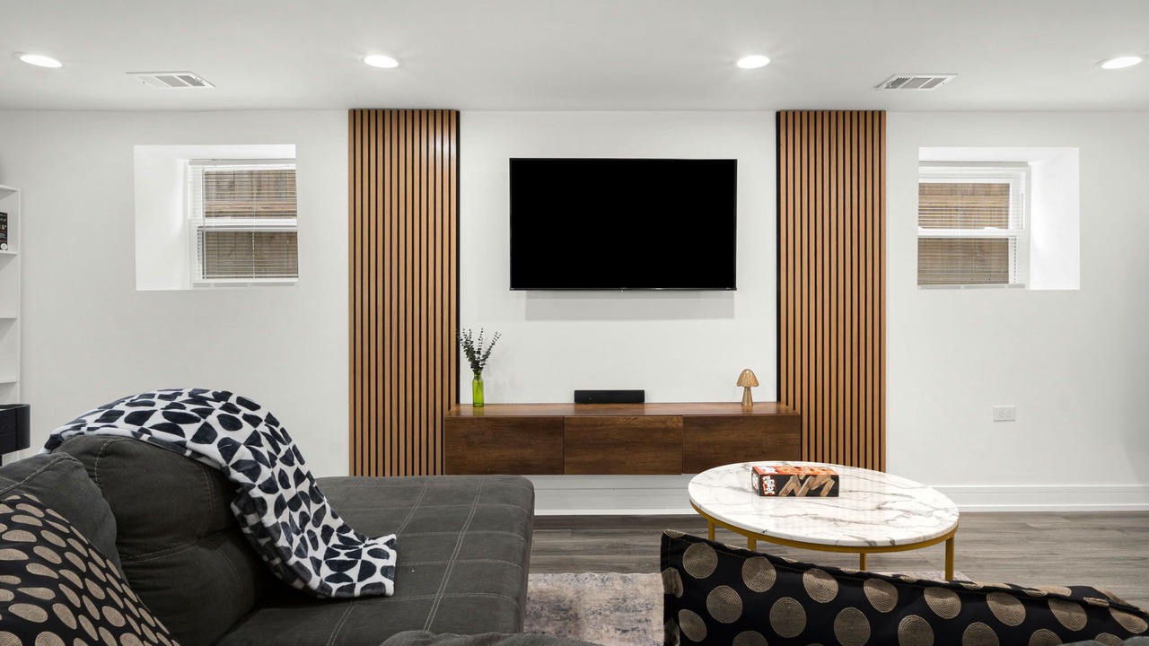 Photo of Livingroom in Englewood