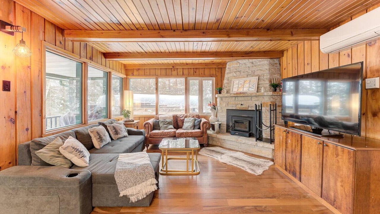 Photo of Livingroom in Mont-Tremblant