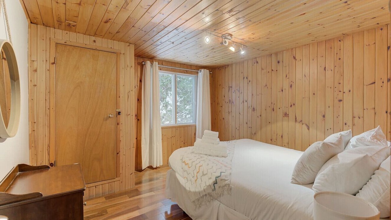 Photo of Bedroom in Mont-Tremblant