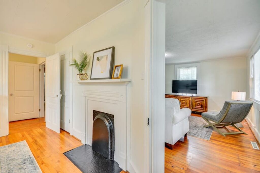 Photo of Livingroom in Danville