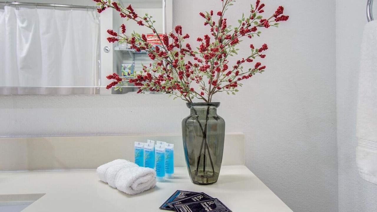 Photo of Bathroom in Greenway Plaza-Upper Kirby