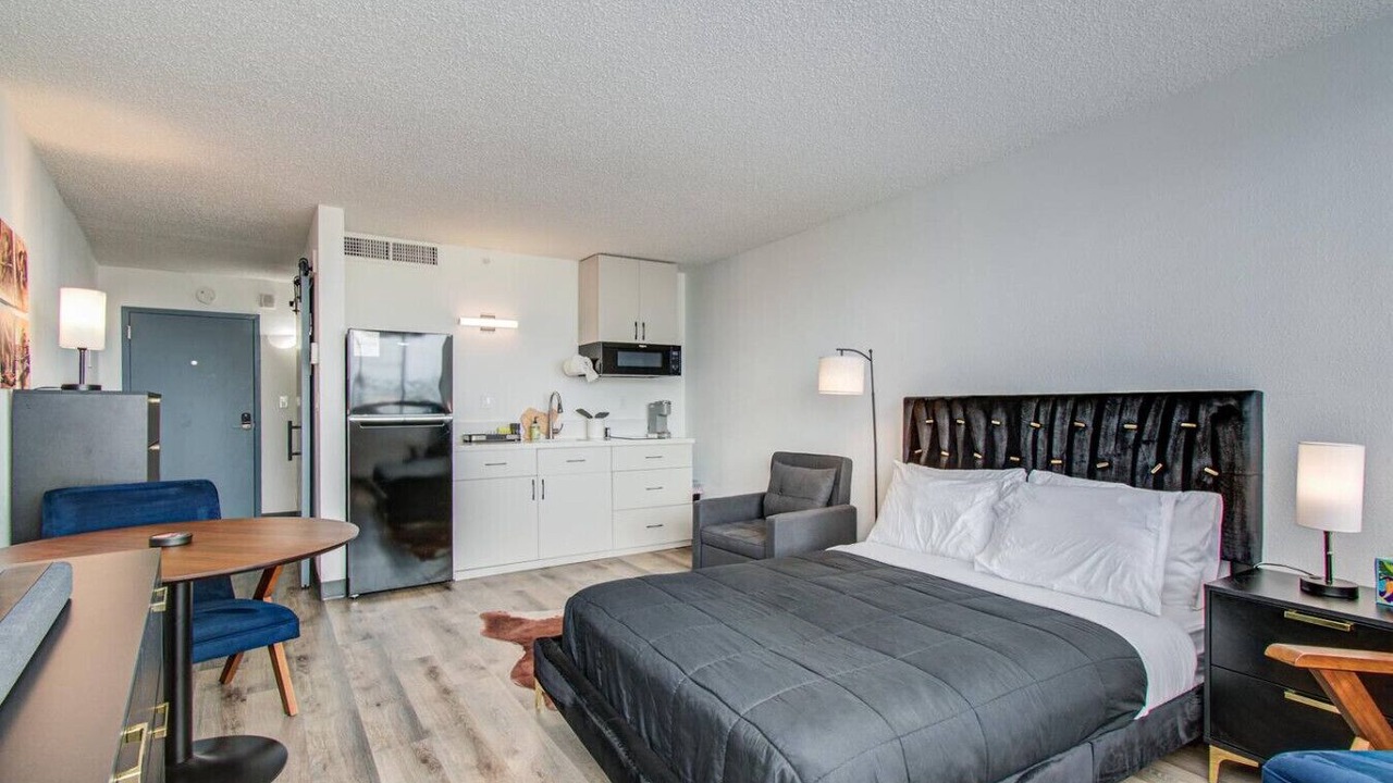 Photo of Bedroom in Greenway Plaza-Upper Kirby