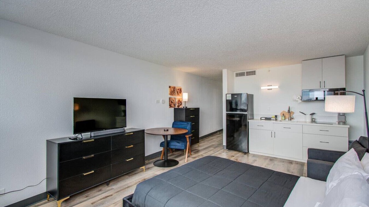 Photo of Bedroom in Greenway Plaza-Upper Kirby
