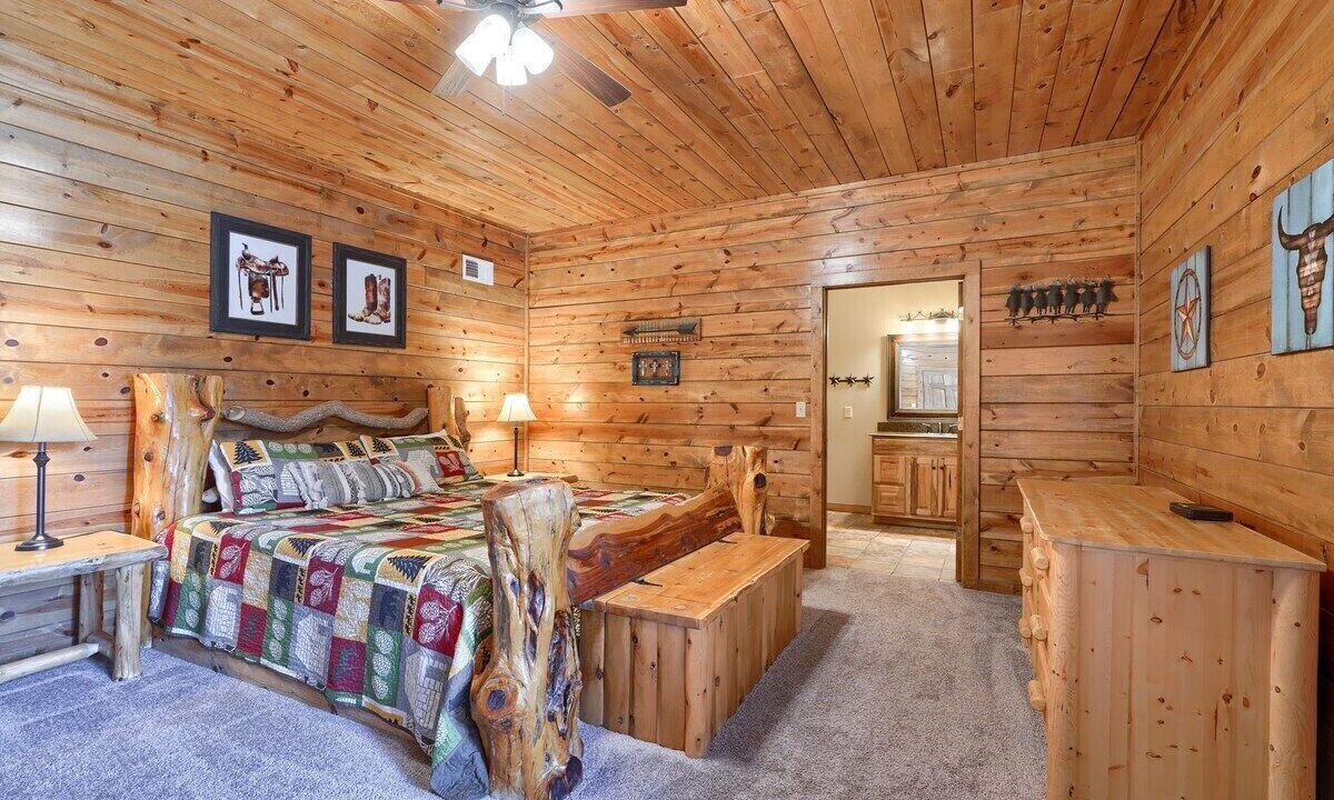 Photo of Bedroom in Rockbridge