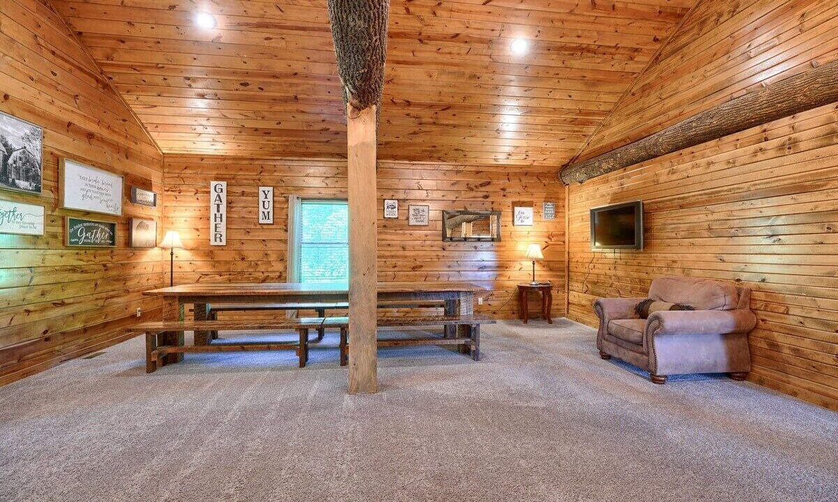 Photo of Others in Rockbridge
