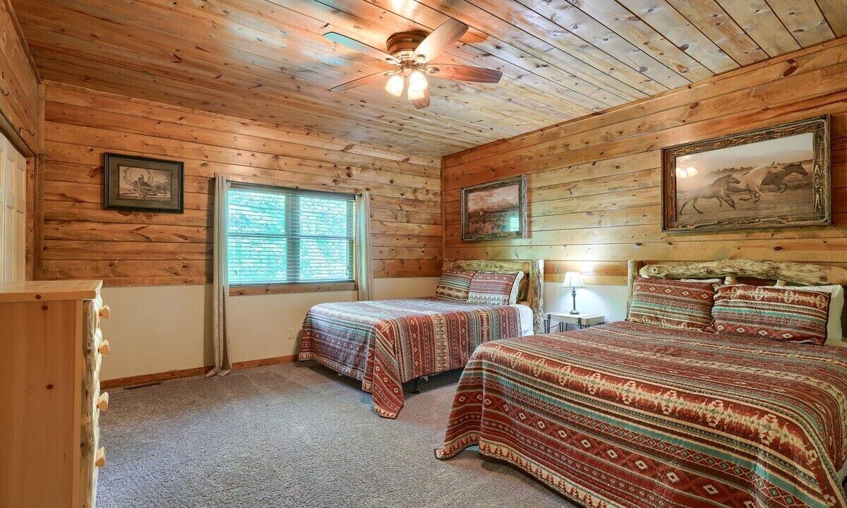 Photo of Bedroom in Rockbridge