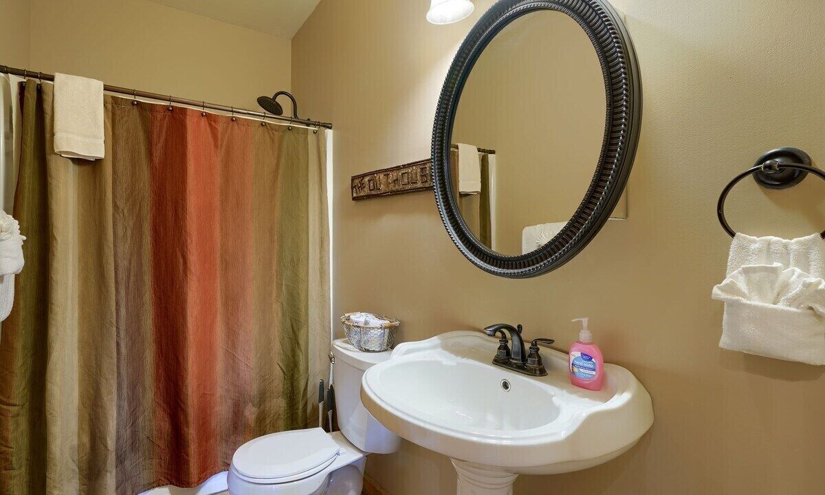 Photo of Bathroom in Rockbridge