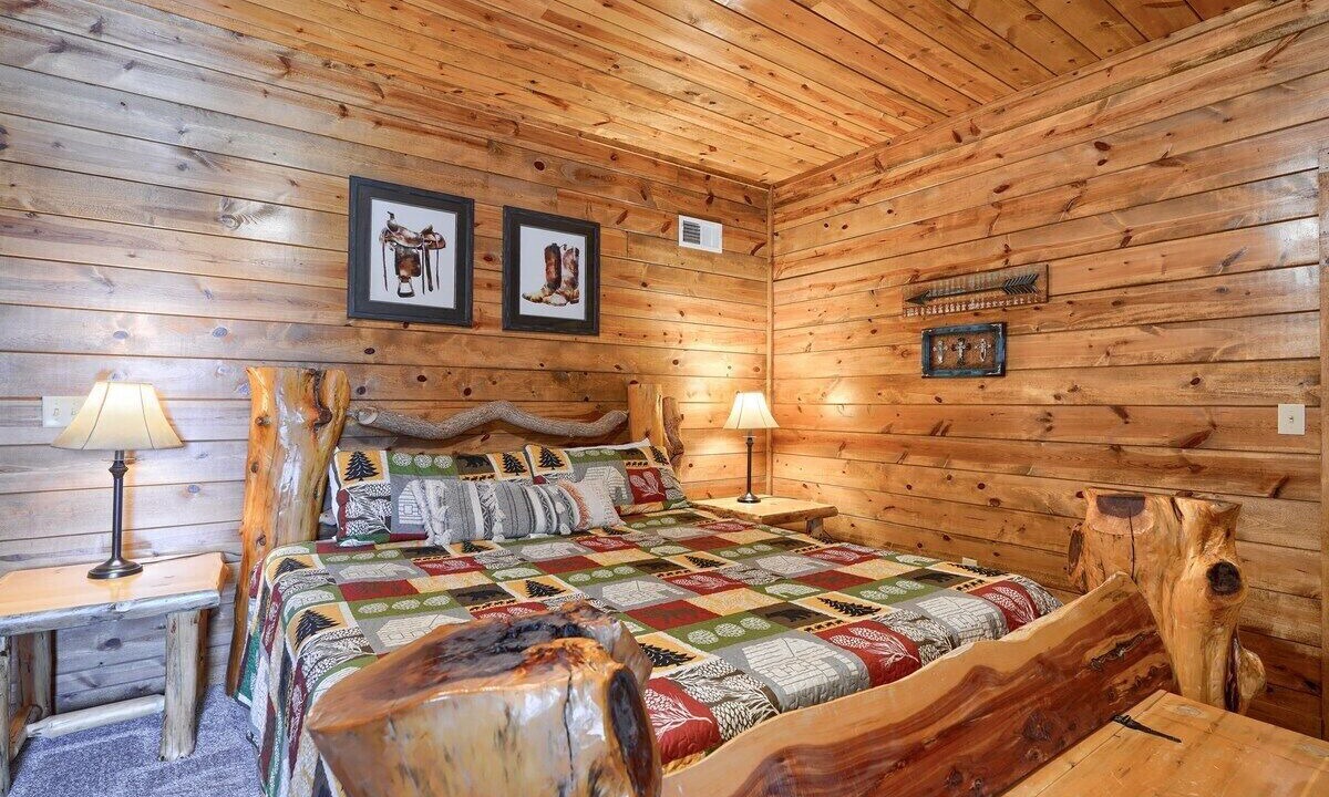 Photo of Bedroom in Rockbridge