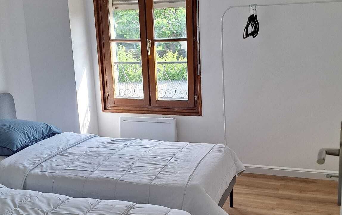 Photo of Bedroom in Survilliers