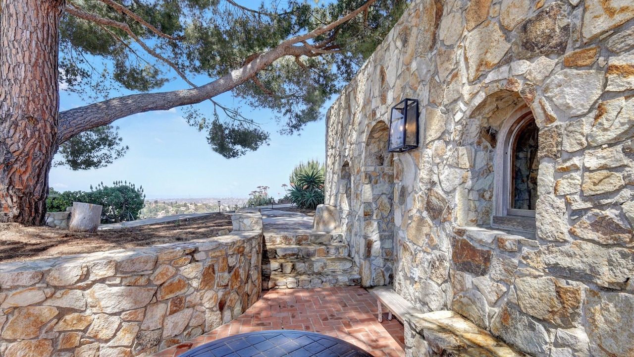 Photo of Patio Balcony in San Marcos