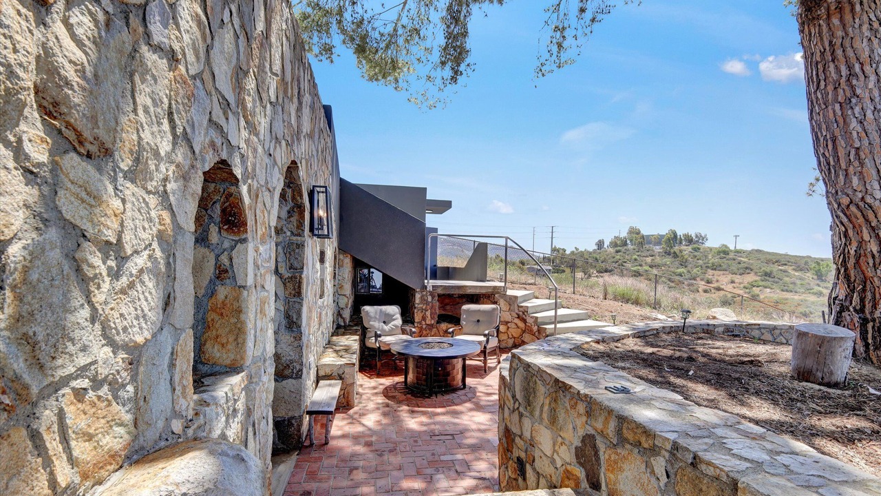 Photo of Patio Balcony in San Marcos