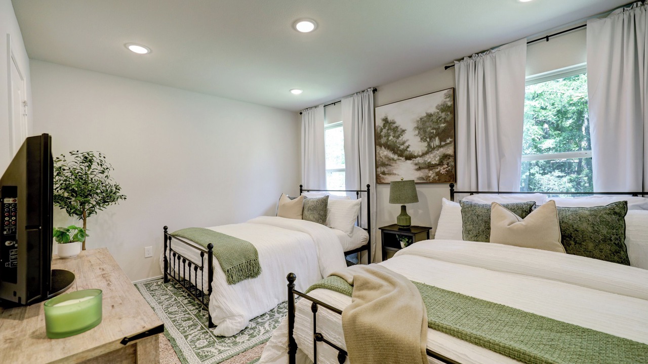 Photo of Bedroom in Montgomery