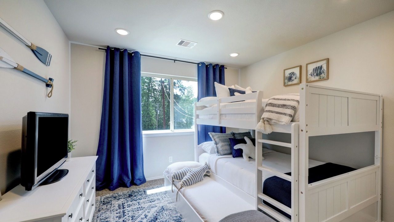 Photo of Bedroom in Montgomery