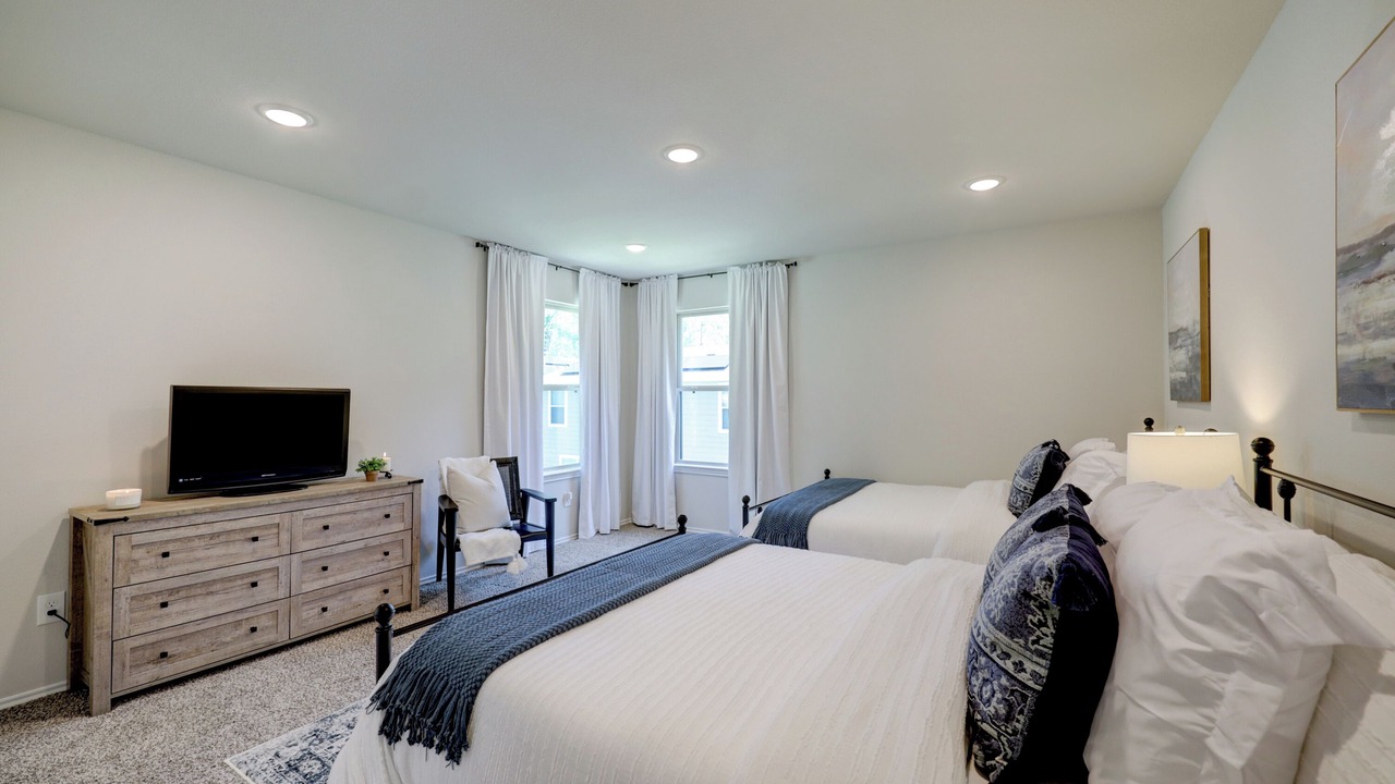 Photo of Bedroom in Montgomery