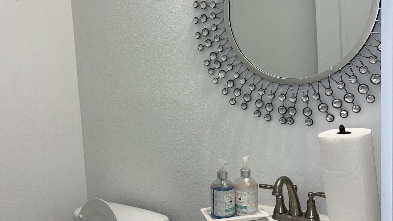 Photo of Bathroom in Crowley