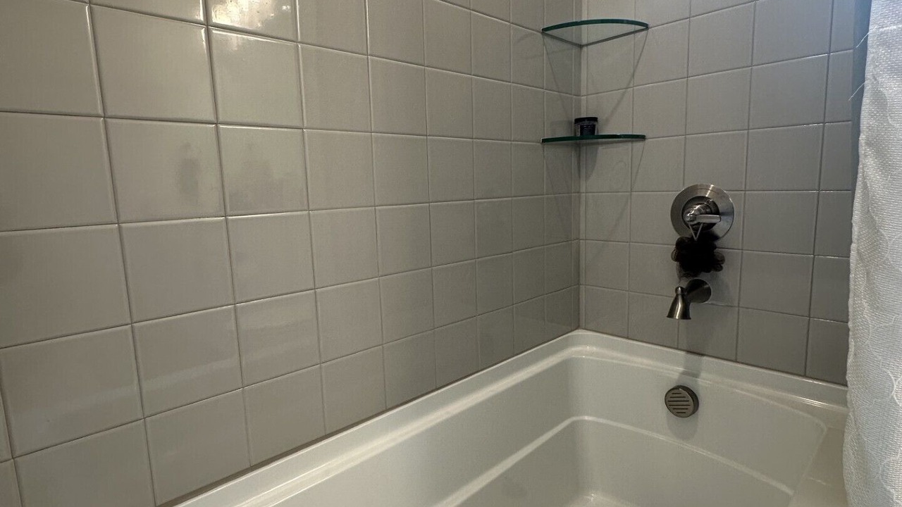 Photo of Bathroom in Crowley