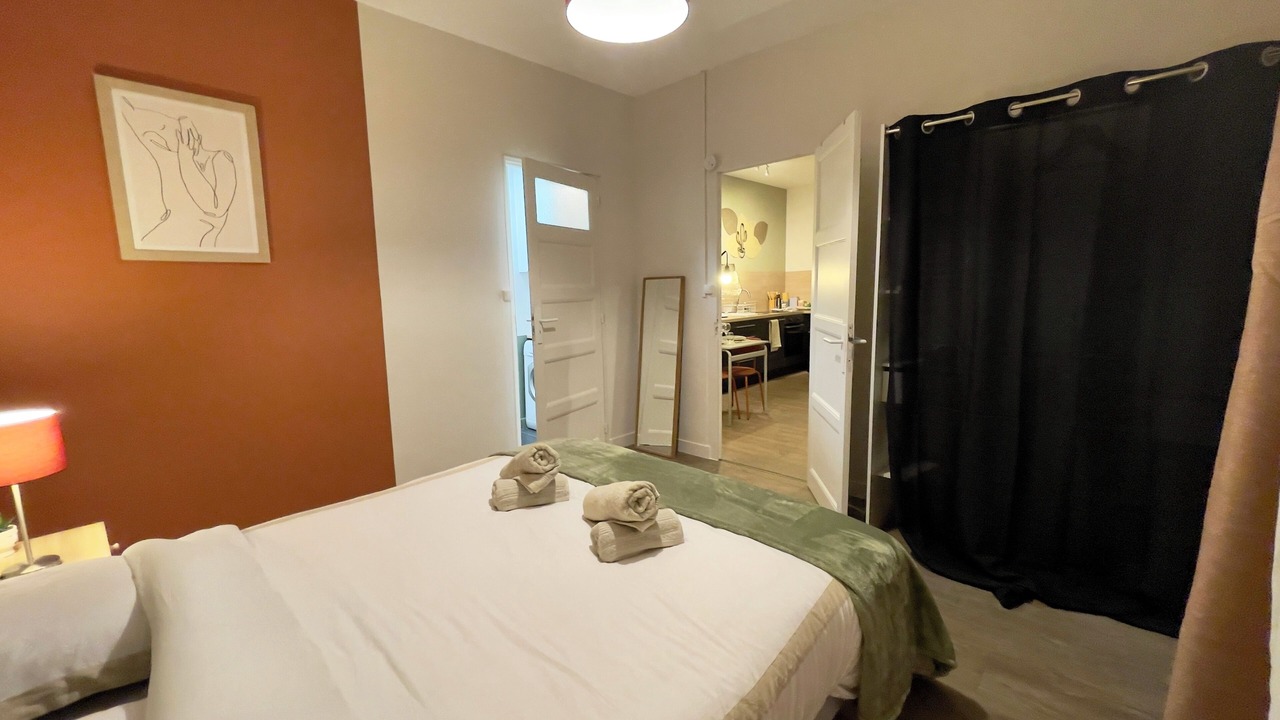 Photo of Bedroom in Bourroches