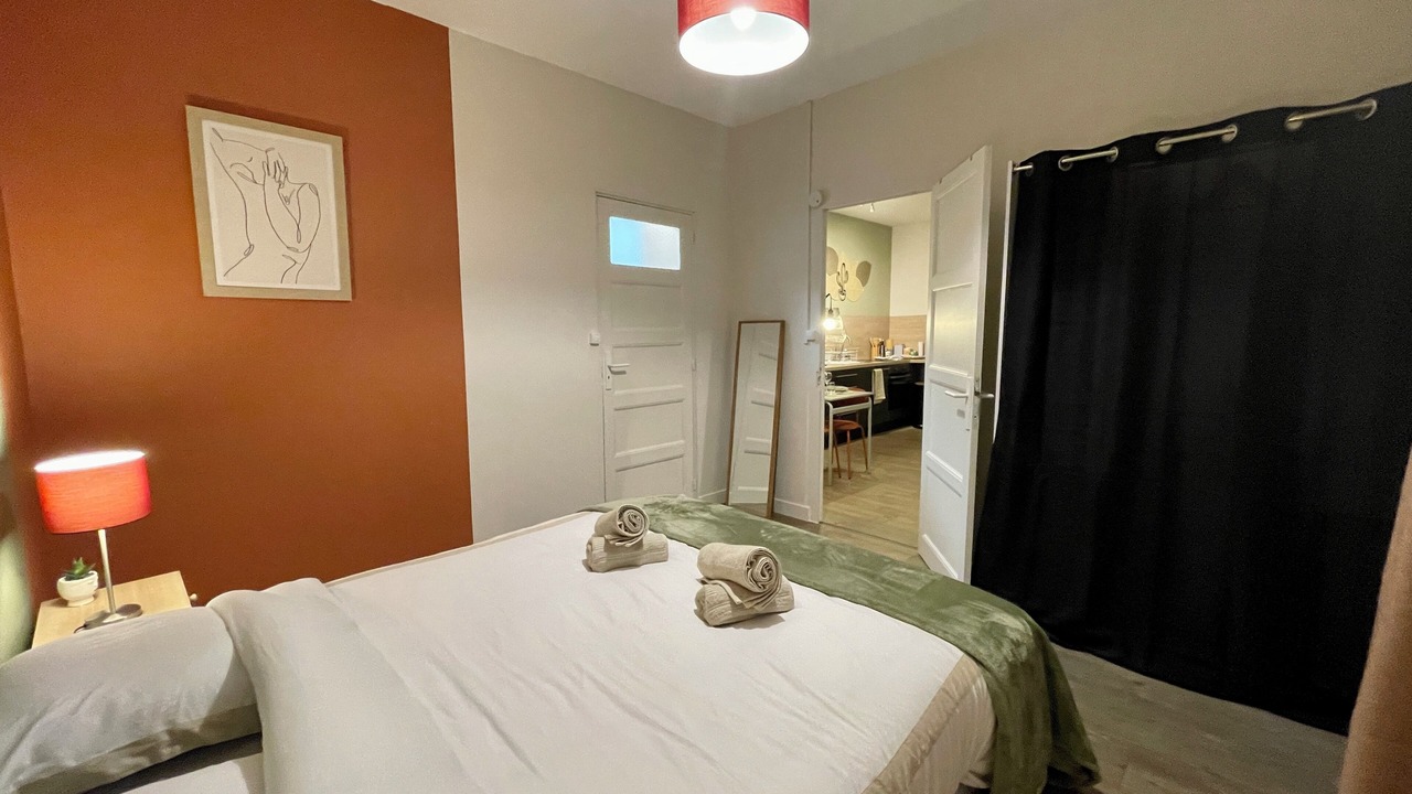 Photo of Bedroom in Bourroches