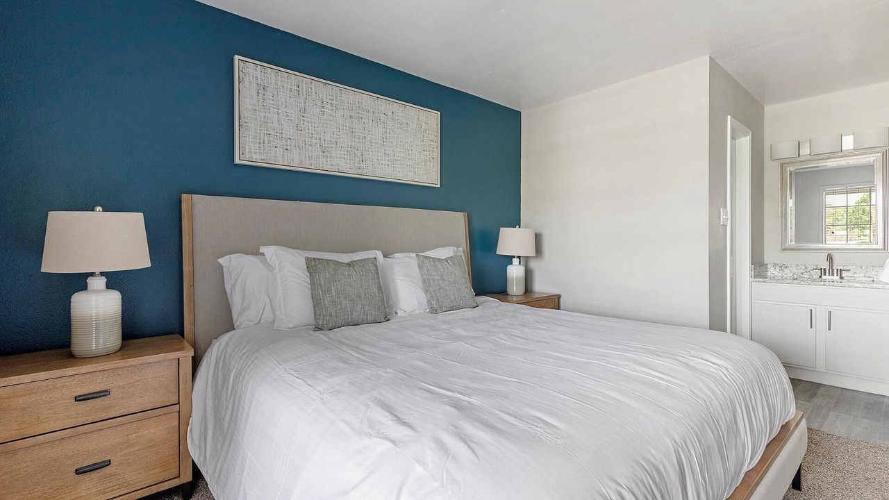 Photo of Bedroom in Royal Ridge