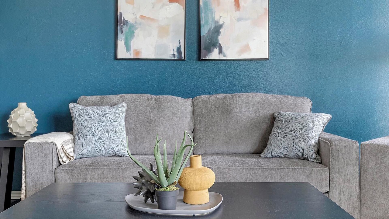 Photo of Livingroom in Royal Ridge