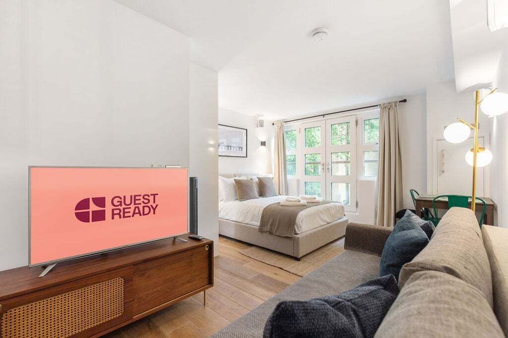 Photo of Others in Cantelowes