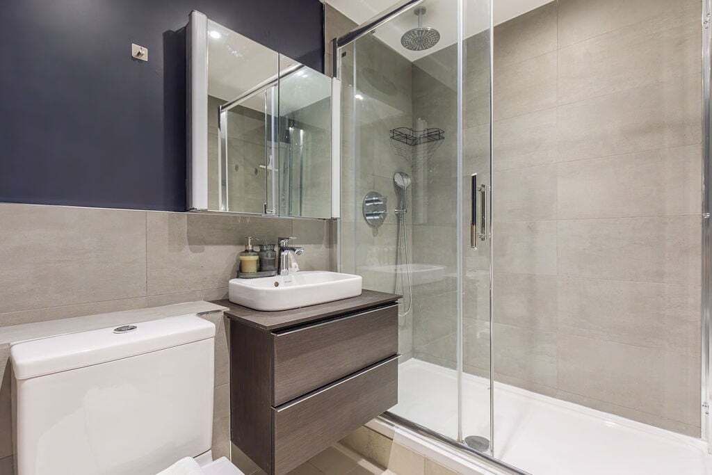 Photo of Bathroom in Cantelowes