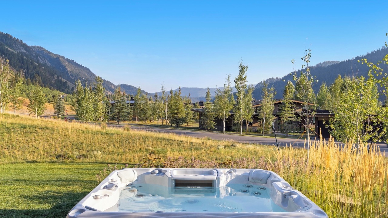 Photo of Others in Hoback Junction