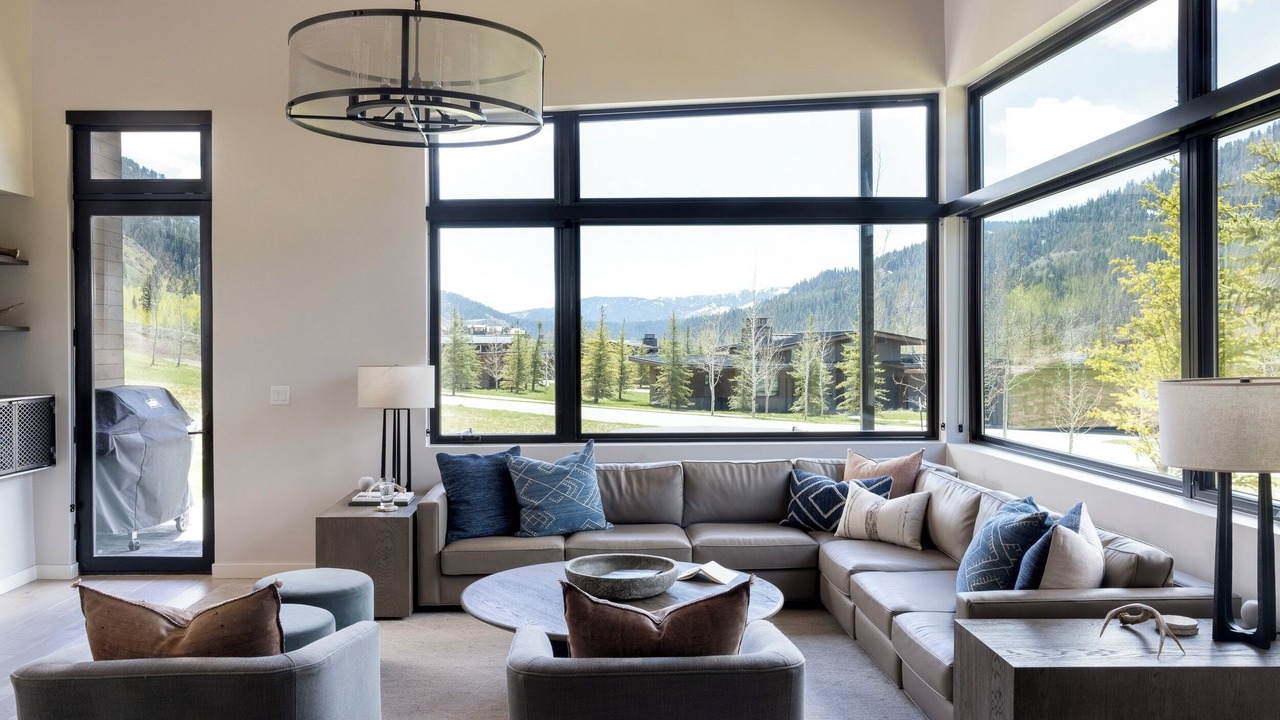 Photo of Livingroom in Hoback Junction