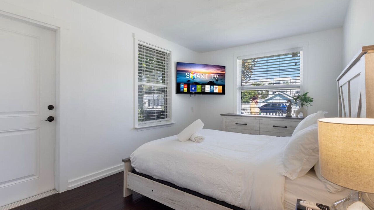 Photo of Bedroom in Pineapple Grove Arts District