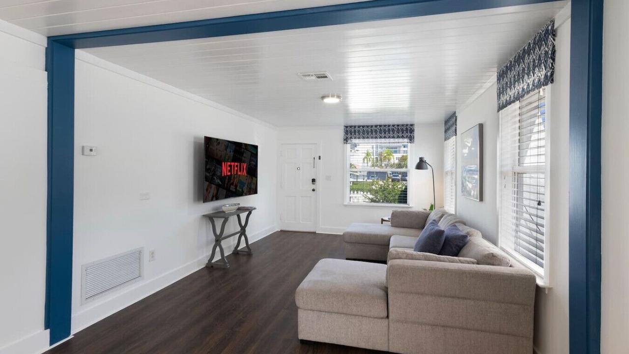 Photo of Livingroom in Pineapple Grove Arts District