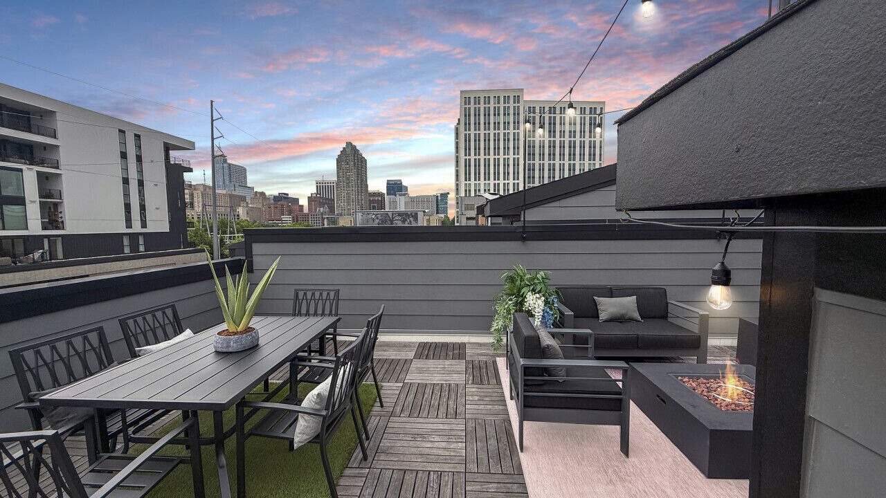 Photo of Outdoor in Downtown
