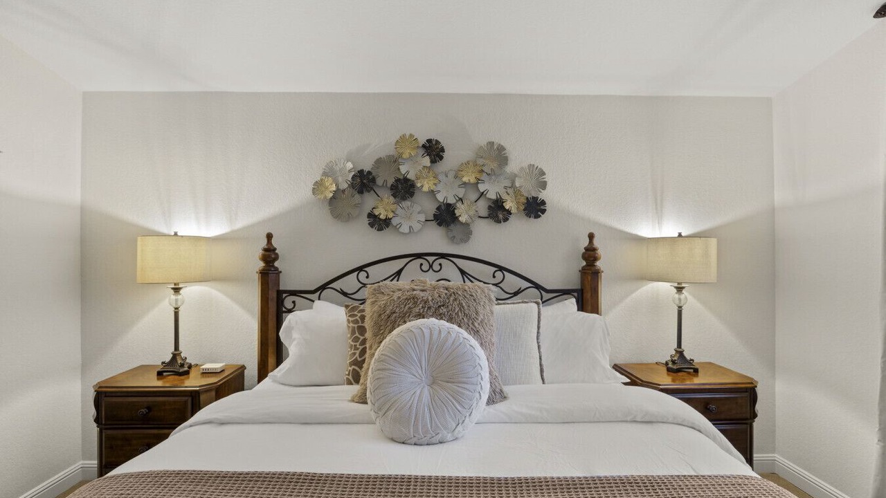Photo of Bedroom in Arrowhead Lakes