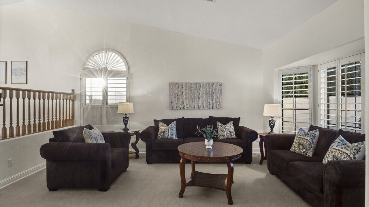 Photo of Livingroom in Arrowhead Lakes