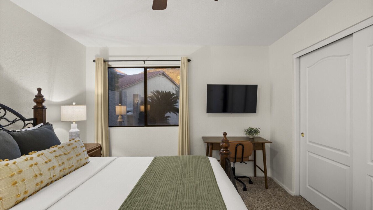 Photo of Bedroom in Arrowhead Lakes