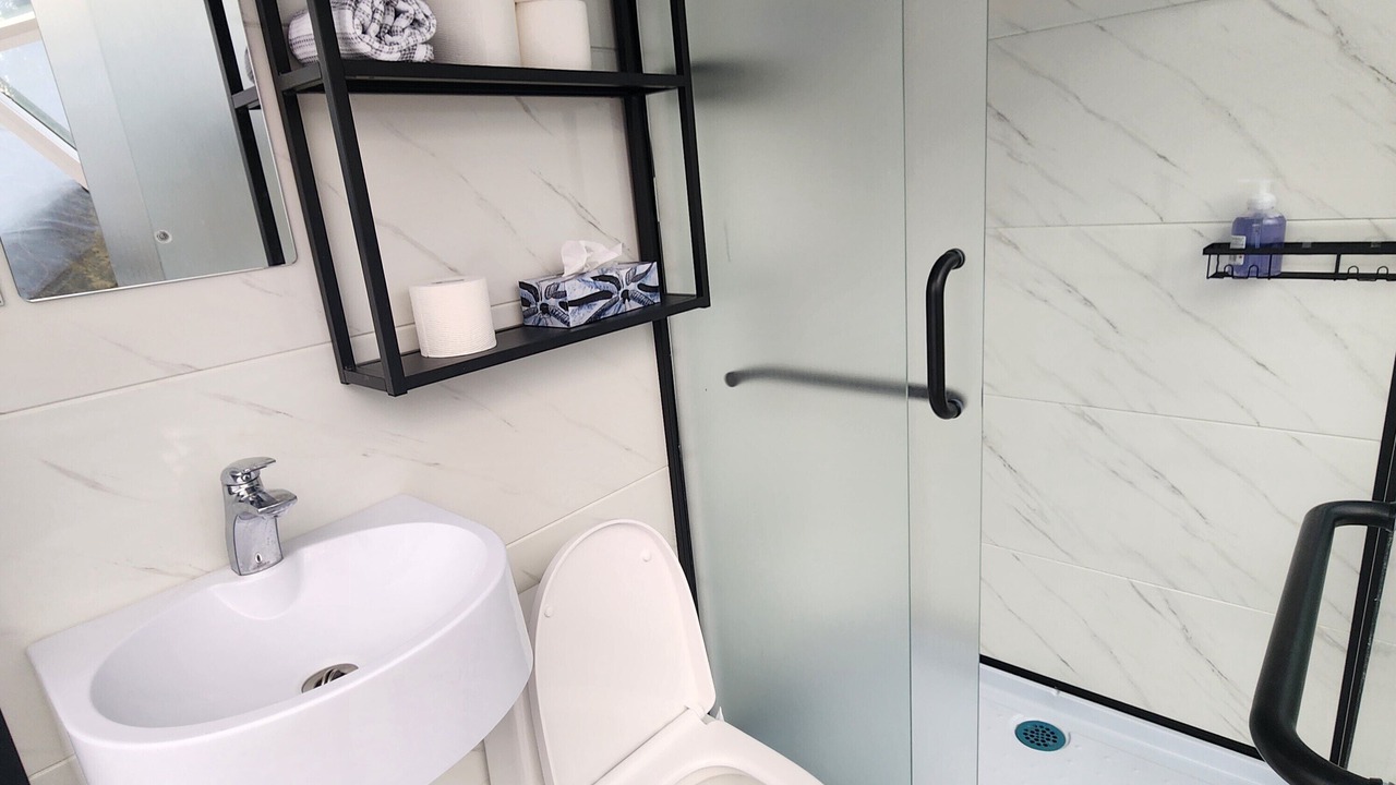 Photo of Bathroom in Zephyr