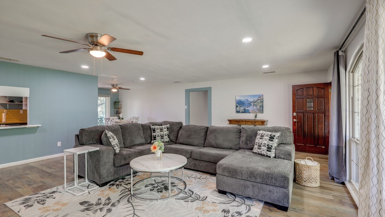 Photo of Livingroom in Morgan