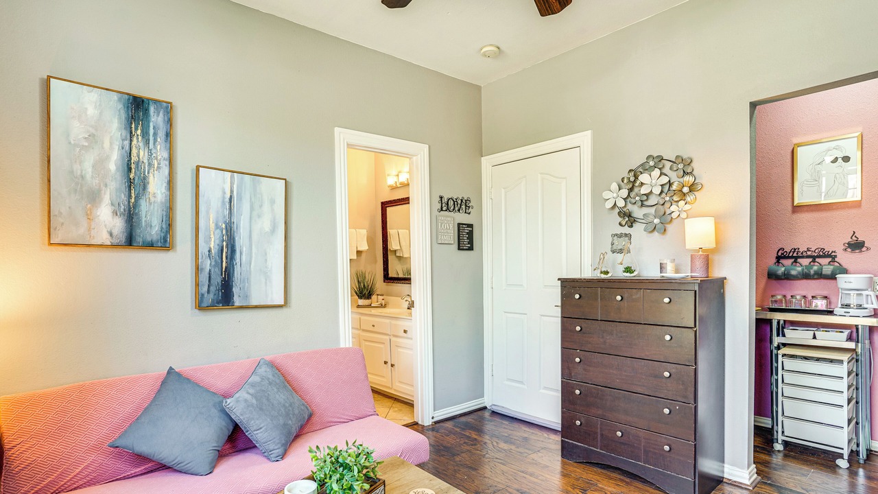 Photo of Livingroom in Bedford