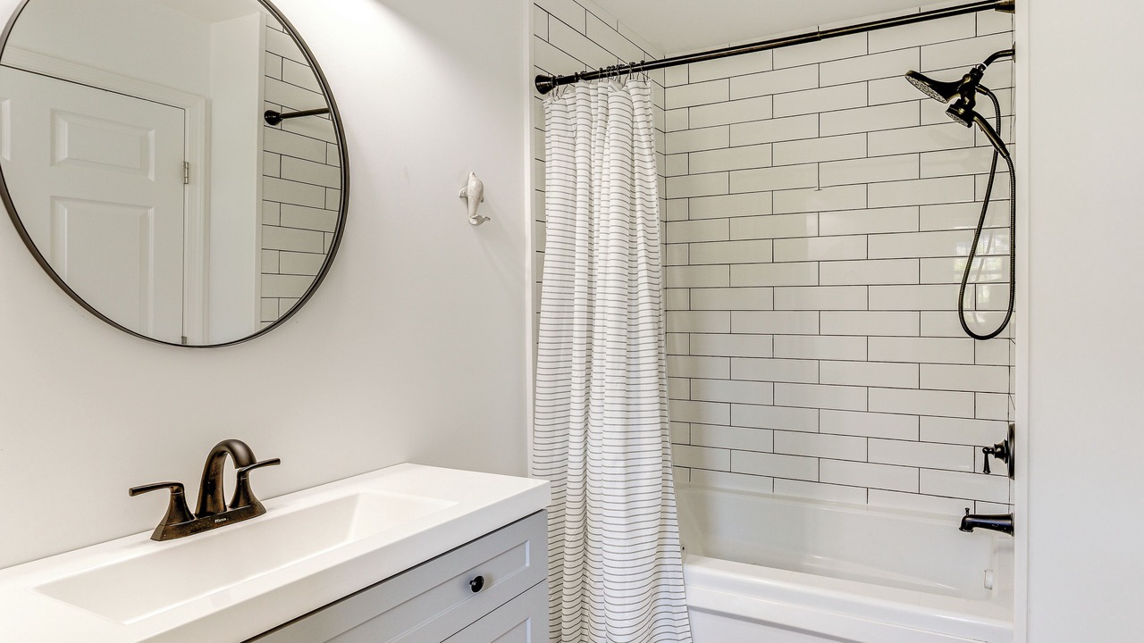 Photo of Bathroom in Broadkill Beach