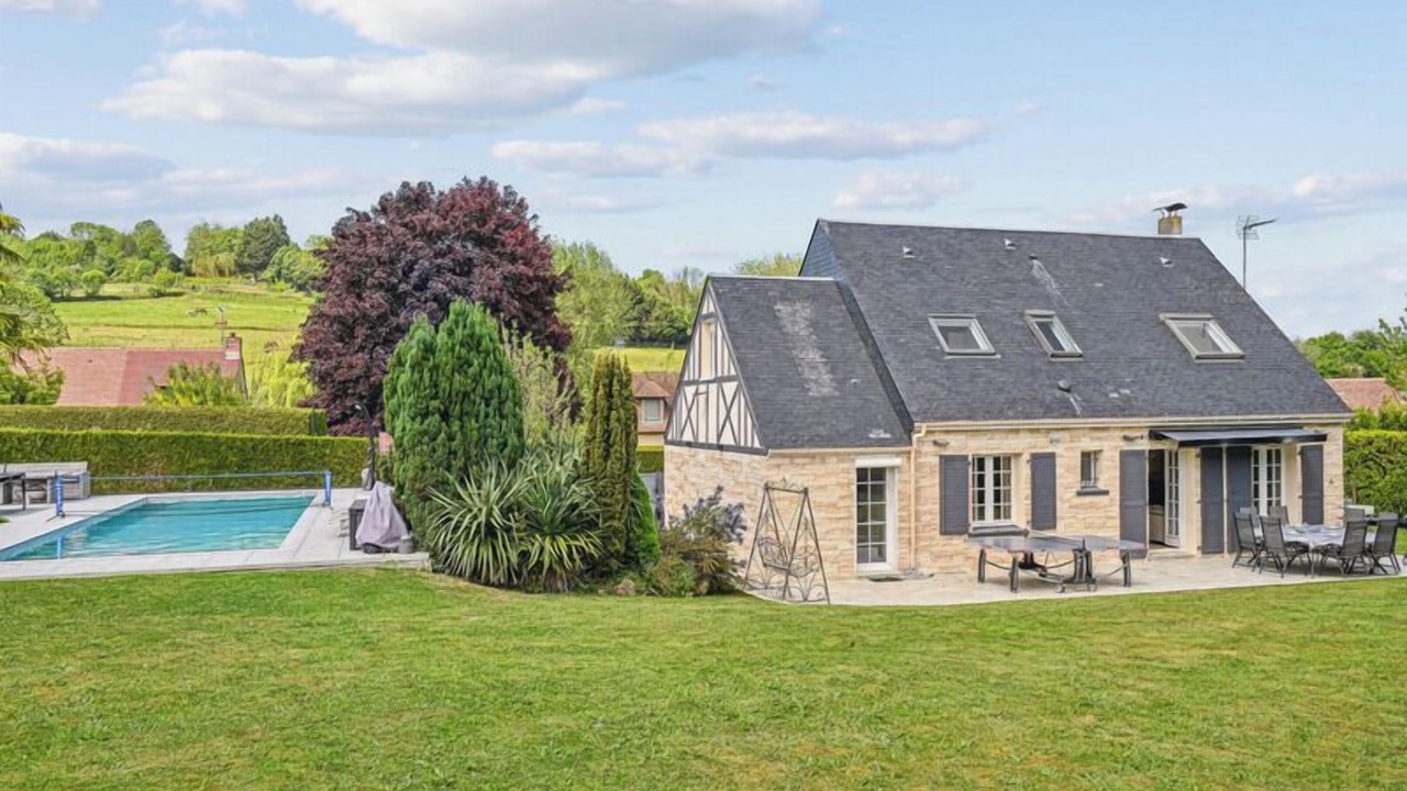 Photo of Outdoor in Saint-Arnoult