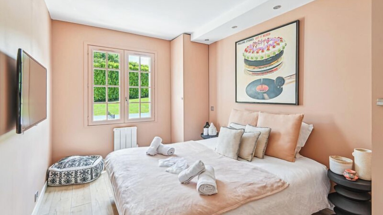Photo of Bedroom in Saint-Arnoult