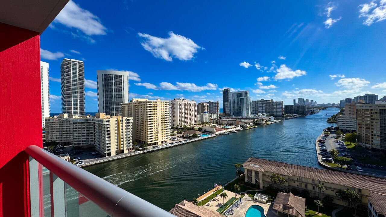 Photo of Patio Balcony in Hallandale Beach