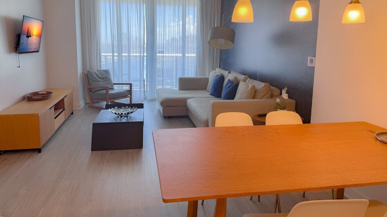 Photo of Bedroom in Hallandale Beach