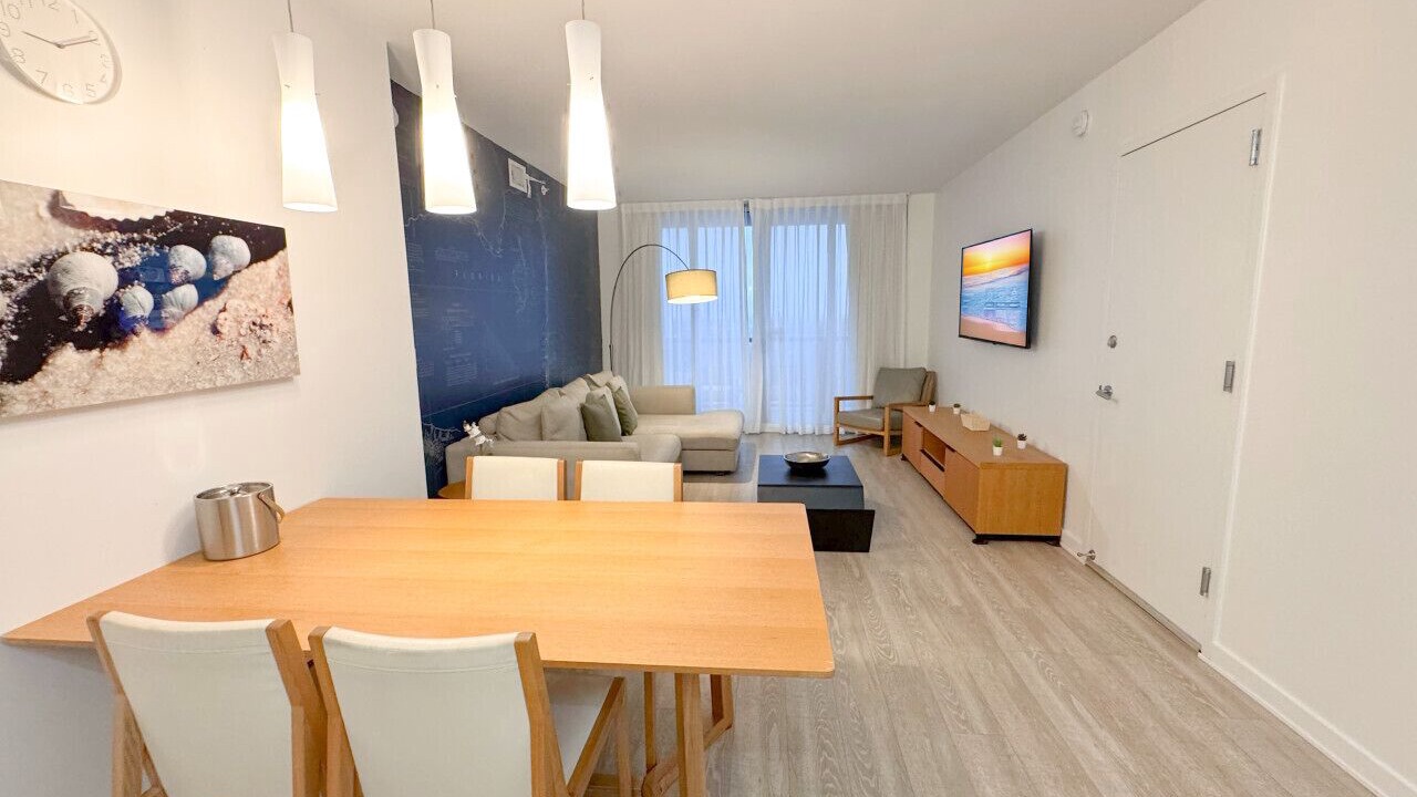 Photo of Bedroom in Hallandale Beach