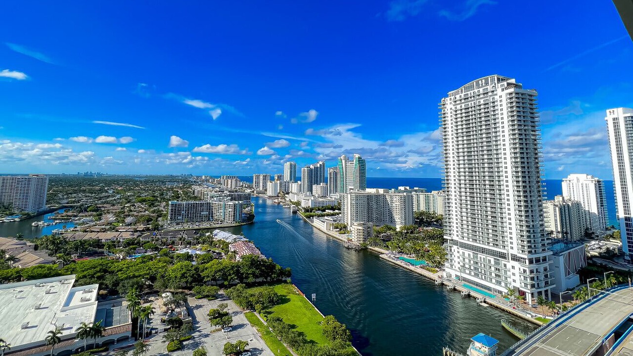 Photo of Patio Balcony in Hallandale Beach