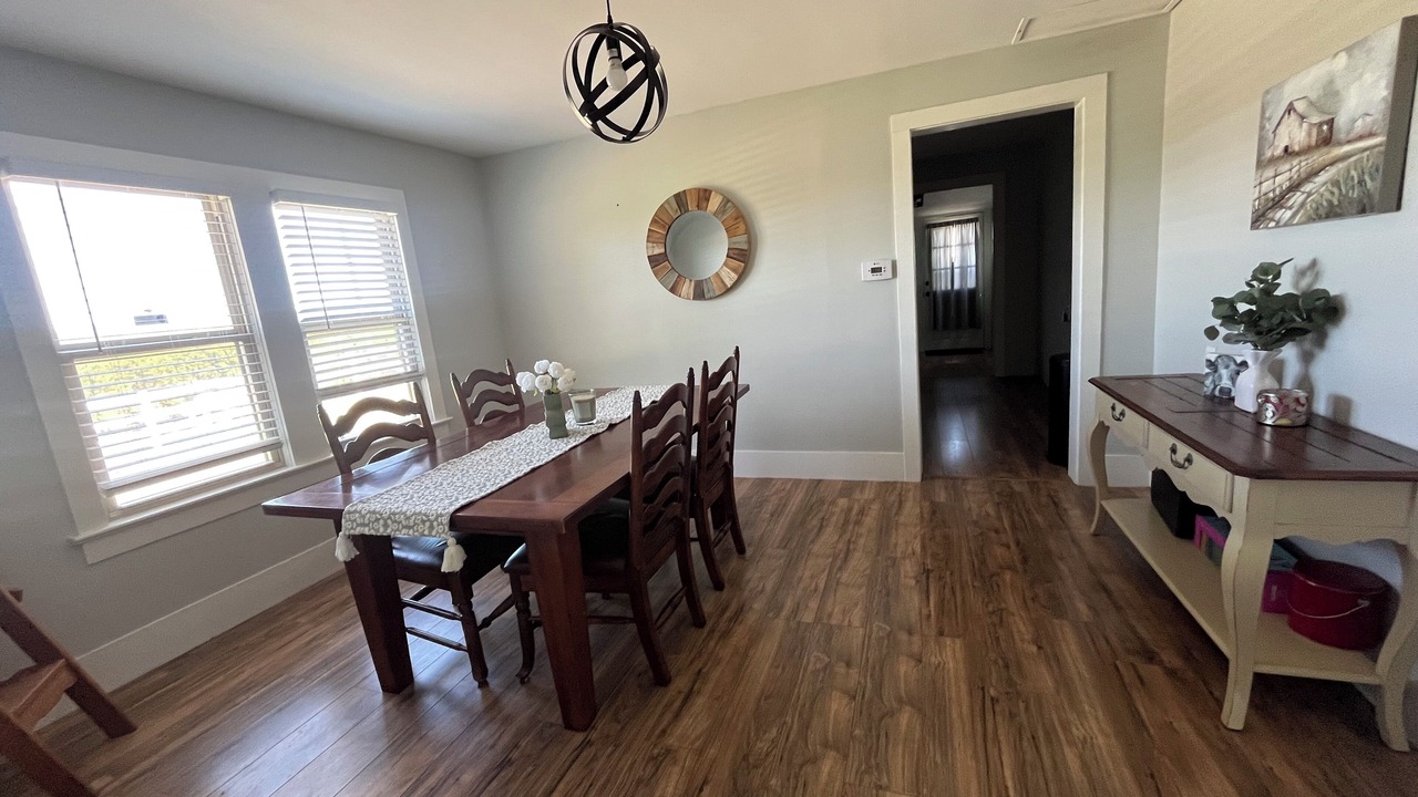 Photo of Bedroom in Bates
