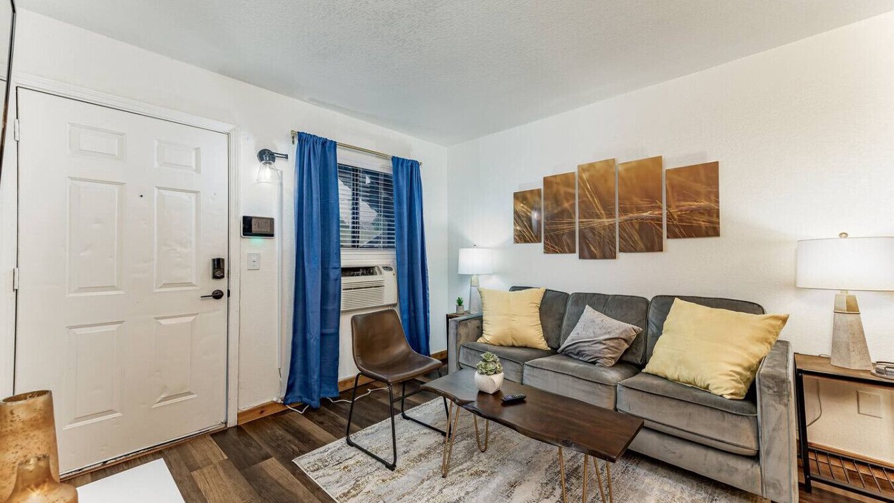 Photo of Livingroom in Wichita