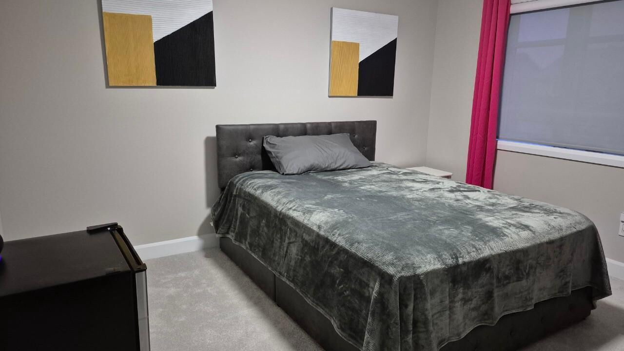 Photo of Bedroom in Russell