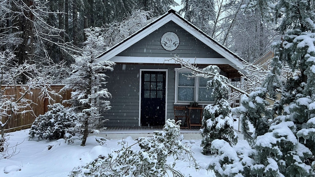 Photo of Outdoor in Tanner